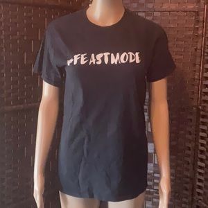 Black T-shirt Feastmode